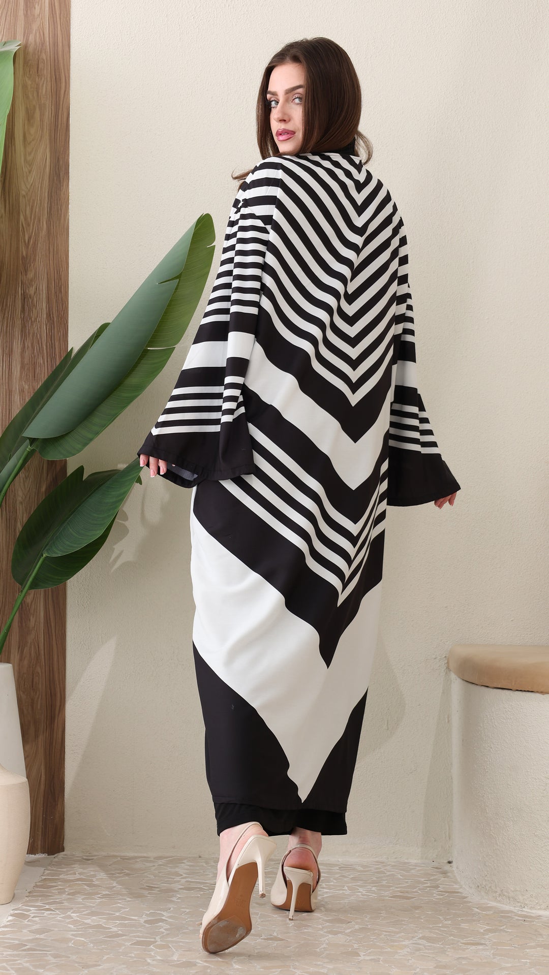 Oblisse Open Front Abaya